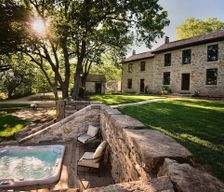 United States Kansas Manhattan vacation rental compare prices direct by owner 160078