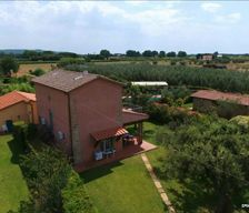 Italy Livorno Castagneto Carducci vacation rental compare prices direct by owner 9888257