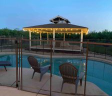 United States California Manteca vacation rental compare prices direct by owner 12031720