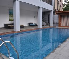 Indonesia Jawa Barat Cimenyan vacation rental compare prices direct by owner 7680040