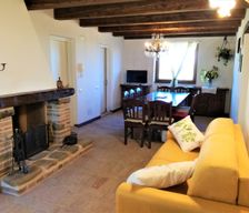 Italy MC Sant'Angelo in Pontano vacation rental compare prices direct by owner 29861900
