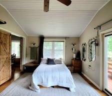 United States Illinois Saint Charles vacation rental compare prices direct by owner 24708560