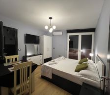 Albania Qarku i Tiranës Tiranë vacation rental compare prices direct by owner 28842564