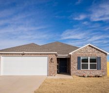 United States Arkansas Fayetteville vacation rental compare prices direct by owner 33314332