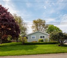 United States Rhode Island Middletown vacation rental compare prices direct by owner 2063379