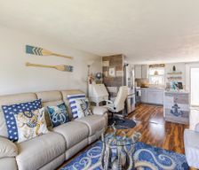 United States Rhode Island Warwick vacation rental compare prices direct by owner 2793085