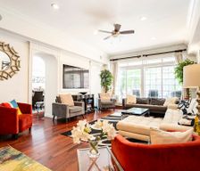 United States  New York vacation rental compare prices direct by owner 2413482