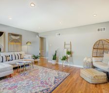 United States Illinois Lombard vacation rental compare prices direct by owner 24019736