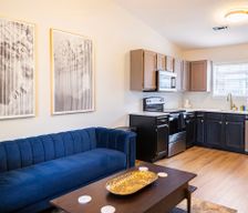 United States Arkansas Fayetteville vacation rental compare prices direct by owner 27499305