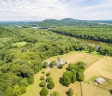 United States Virginia Leesburg vacation rental compare prices direct by owner 11452956