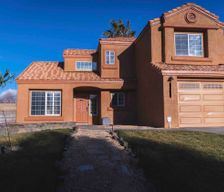 United States California Lancaster vacation rental compare prices direct by owner 11881460