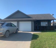 Canada Manitoba Morden vacation rental compare prices direct by owner 1895839