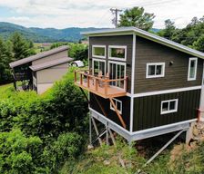 United States North Carolina Weaverville vacation rental compare prices direct by owner 27393860