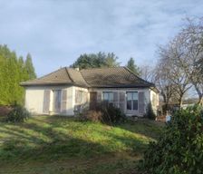 France Auvergne-Rhône-Alpes Lanobre vacation rental compare prices direct by owner 28641190