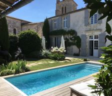 France Nouvelle-Aquitaine Meschers-sur-Gironde vacation rental compare prices direct by owner 6390262