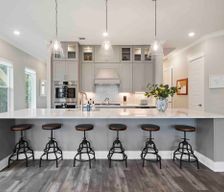 United States Texas Montgomery vacation rental compare prices direct by owner 24975783