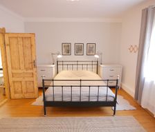 Romania Județul Bihor Oradea vacation rental compare prices direct by owner 9613165