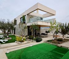 Spain Andalucía Cúllar Vega vacation rental compare prices direct by owner 29775252