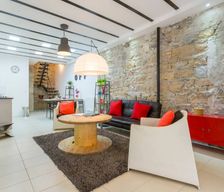 France Auvergne-Rhône-Alpes Lyon vacation rental compare prices direct by owner 7633348