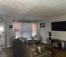 United States Kansas Topeka vacation rental compare prices direct by owner 29806231