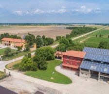 Italy Friuli-Venezia Giulia Palazzolo dello Stella vacation rental compare prices direct by owner 3996866
