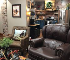 United States Kansas Dodge City vacation rental compare prices direct by owner 11398266