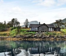 Norway Troms og Finnmark Gullesfjord vacation rental compare prices direct by owner 22780144