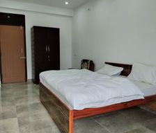 India Uttarakhand Munsyari vacation rental compare prices direct by owner 28815401