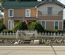 United States Ohio Cuyahoga Falls vacation rental compare prices direct by owner 34155085