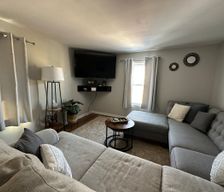 United States Illinois Downers Grove vacation rental compare prices direct by owner 33522292