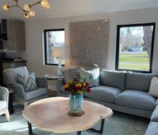 United States Wisconsin Oshkosh vacation rental compare prices direct by owner 32349111