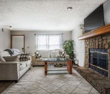 United States Kansas Olathe vacation rental compare prices direct by owner 33491496