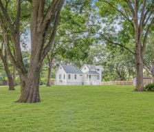 United States Louisiana Lafayette vacation rental compare prices direct by owner 33557296