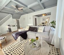 United States Illinois Waukegan vacation rental compare prices direct by owner 33571646