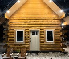 United States Alaska North Pole vacation rental compare prices direct by owner 33961740