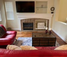 United States California Dublin vacation rental compare prices direct by owner 36571672