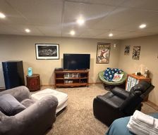 United States Illinois Yorkville vacation rental compare prices direct by owner 38083184