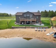 United States Wisconsin New Lisbon vacation rental compare prices direct by owner 38124250