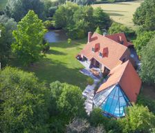 France Hauts-de-France Marcq-en-Barœul vacation rental compare prices direct by owner 7163533