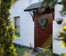 United Kingdom Scotland Clarkston vacation rental compare prices direct by owner 5837283