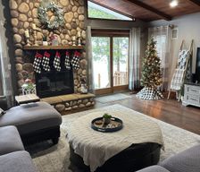 United States Michigan Orion Township vacation rental compare prices direct by owner 25806425