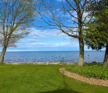 United States Wisconsin Algoma vacation rental compare prices direct by owner 29403336