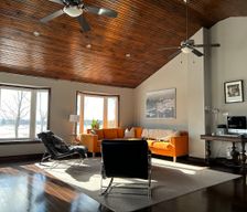 Canada Ontario Lincoln vacation rental compare prices direct by owner 28135472