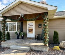 United States Illinois Sullivan vacation rental compare prices direct by owner 27149899