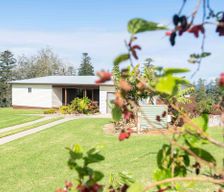 Norfolk Island  Burnt Pine vacation rental compare prices direct by owner 27478686