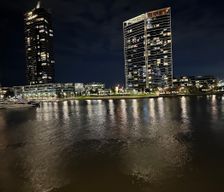 Australia Victoria Docklands vacation rental compare prices direct by owner 27709811