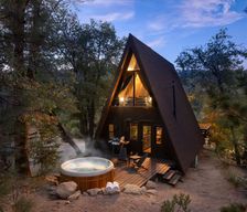 United States California Running Springs vacation rental compare prices direct by owner 32295827
