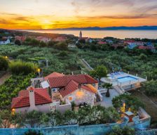 Croatia Splitsko-dalmatinska županija Mirca vacation rental compare prices direct by owner 10397937