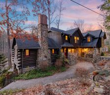 United States New York Airmont vacation rental compare prices direct by owner 32555203