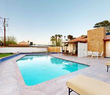 United States Nevada Las Vegas vacation rental compare prices direct by owner 1957177